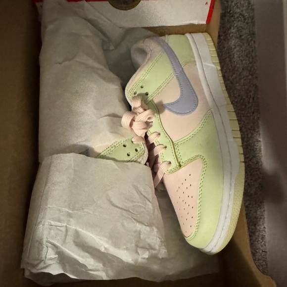 Lime Ice DUNKS - Picture 2 of 2